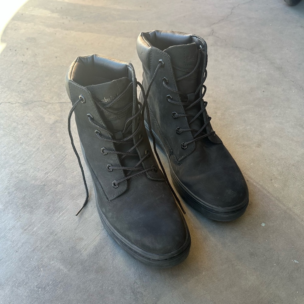 WOMENS TIMBERLAND BOOTS